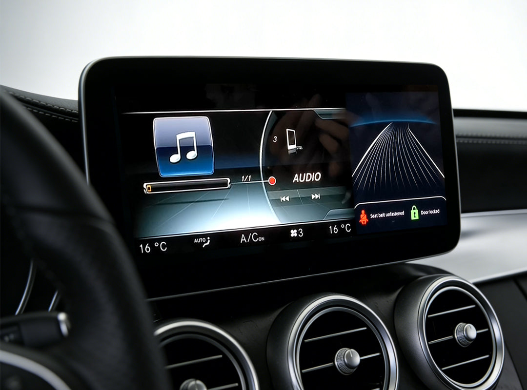20. Can I Use Touchscreen On The Mercedes-Benz OEM Interface?